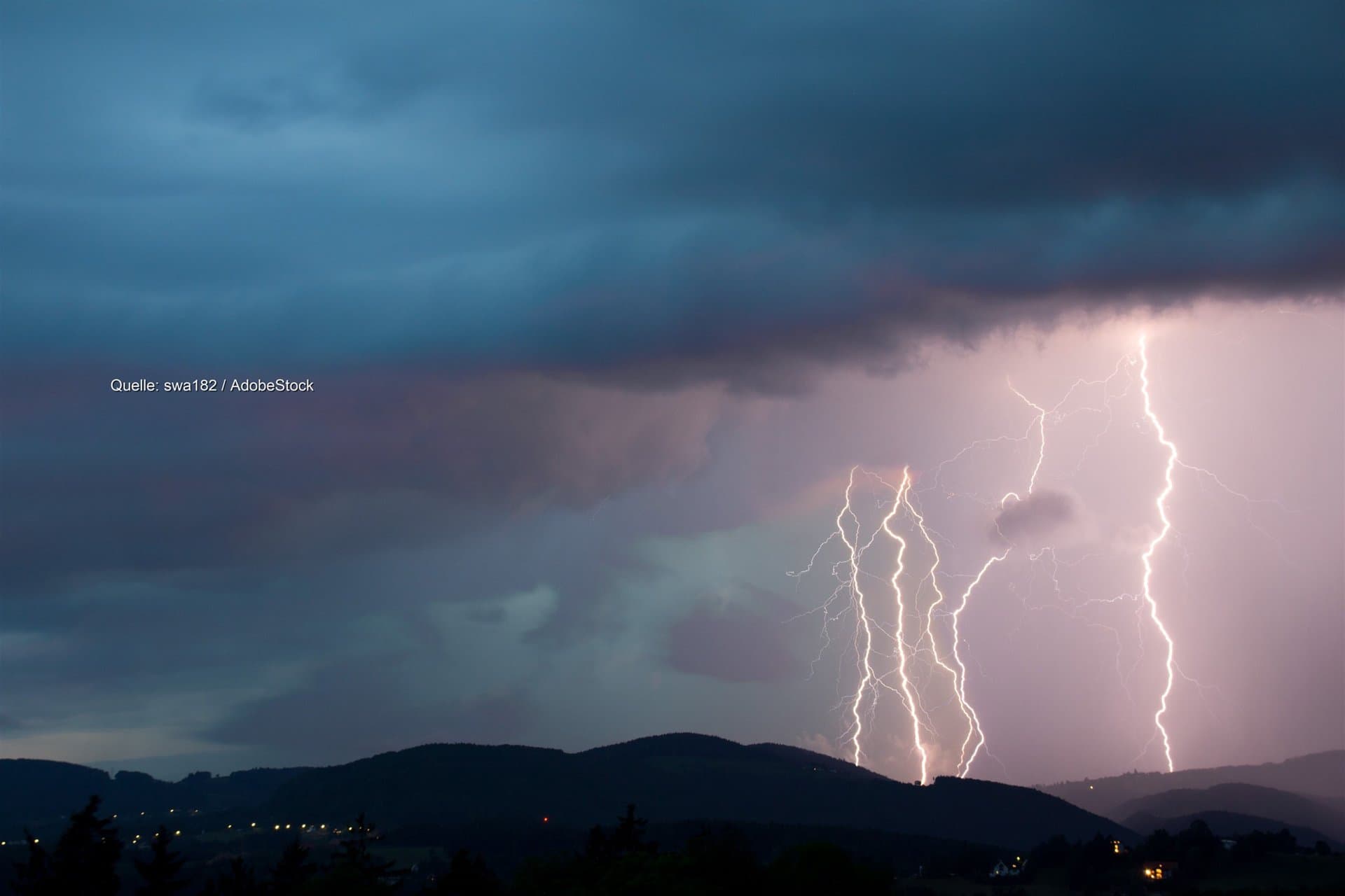 Gewitter im Nordwesten, abends Unwettergefahr in der Mitte