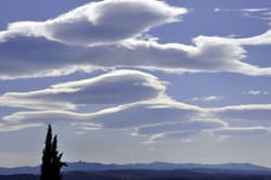 Lenticularis-Wolken