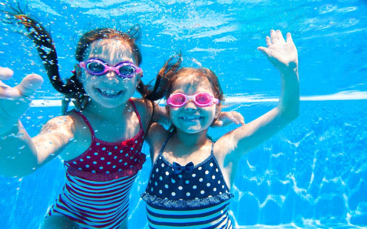 Sommerliches Wetter lädt zum Baden ein